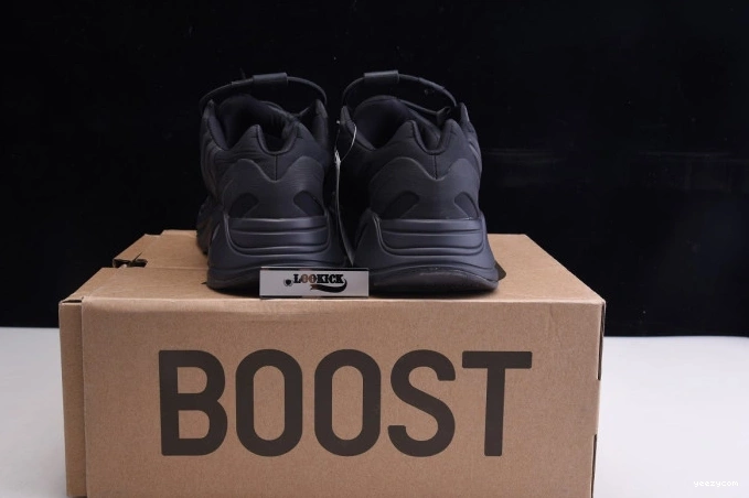 Yeezy Black Triple MNVN Boost Adidas FV4440 700 0707